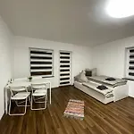 Gemuetliches Dg-apartment In Weissenthurm, 4