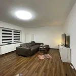 Gemuetliches Dg-apartment In Weissenthurm, 4 公寓 *