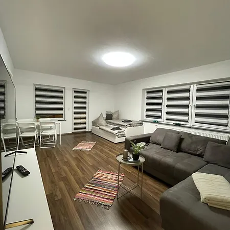 Apartamento Gemuetliches Dg-apartment In Weissenthurm, 4 Weissenthurm