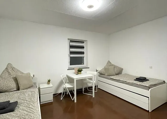 Gemuetliches Dg-apartment In Weissenthurm, 4