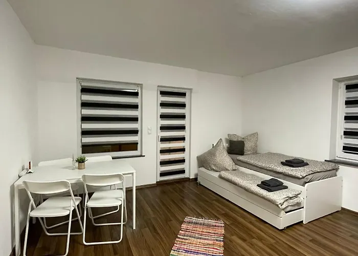 Gemuetliches Dg-apartment In Weissenthurm, 4