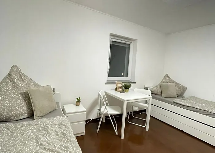 Gemuetliches Dg-apartment In Weissenthurm, 4 * Weissenthurm